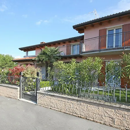Aurora Apartmán Sirmione